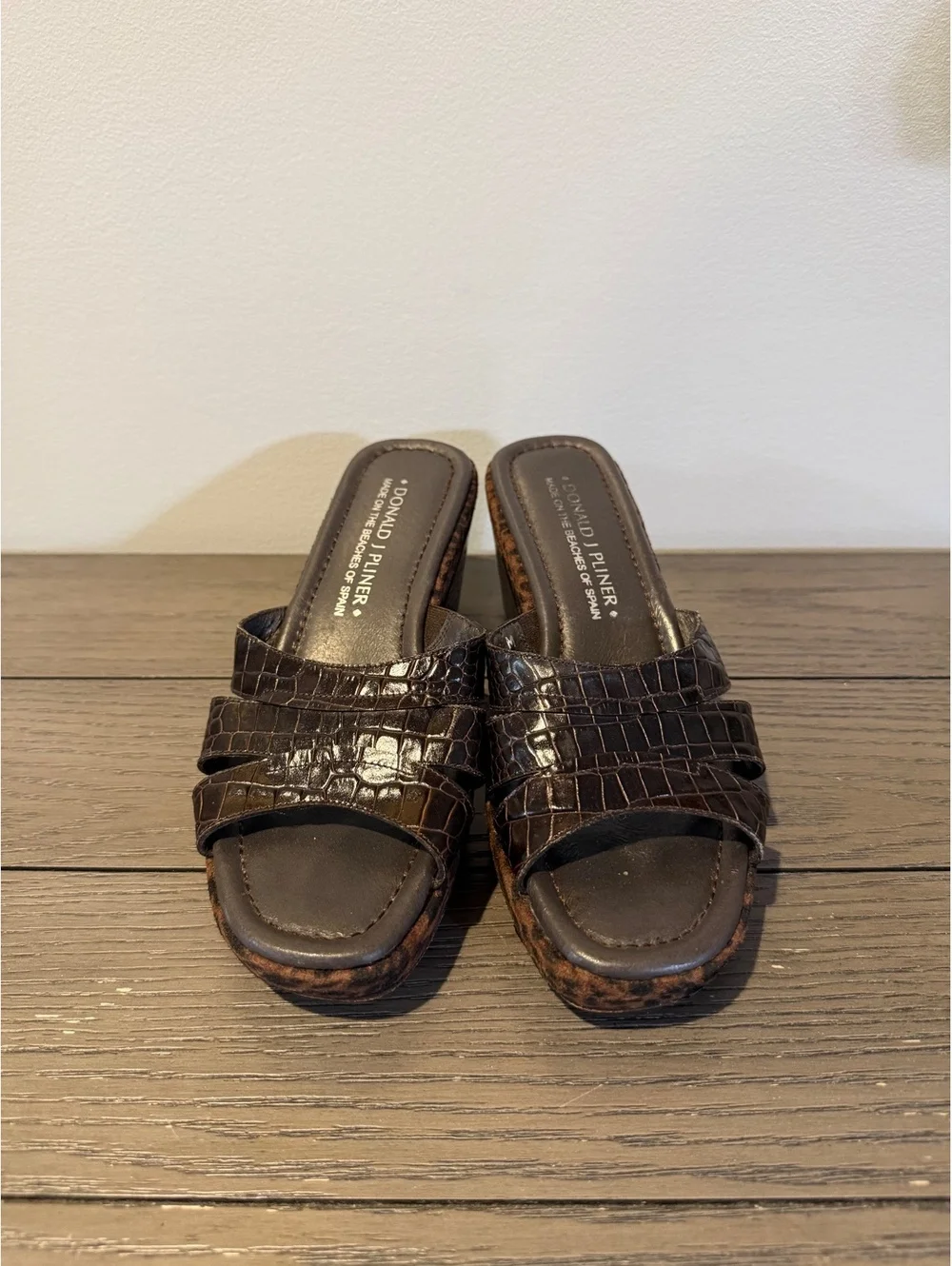 Donald J Pliner Brown Wedge Sandals Size 6